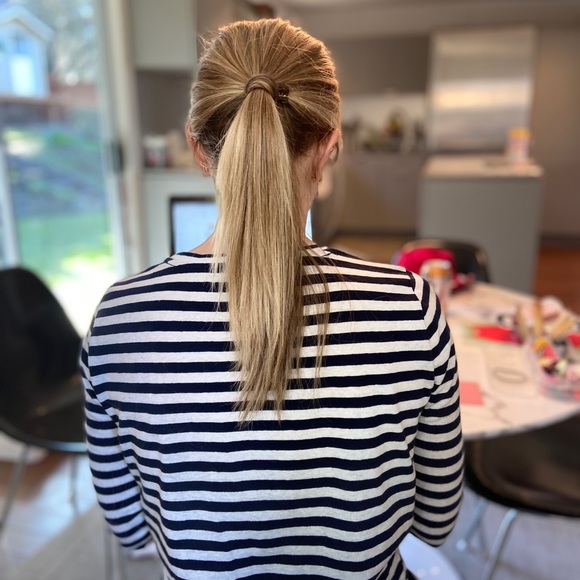 Welcome to my closet! Like me to receive updates! - Picture 4 of 8